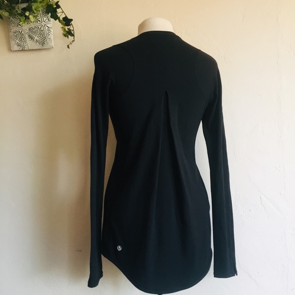 lululemon athletica Tops - Rare Lululemon Black Tuck n Flow  Long sleeve
